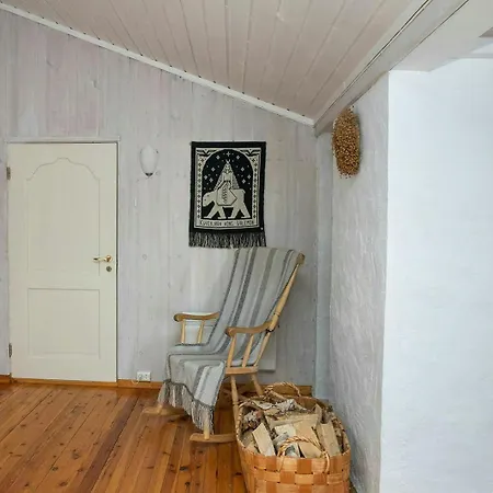 Mountain Base For Active Explorers 度假居