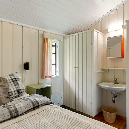 Mountain Base For Active Explorers 奥普达尔