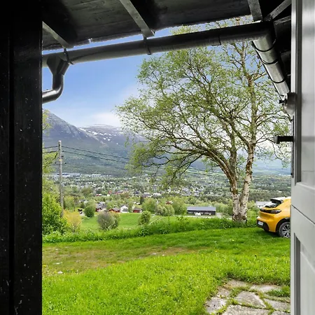 Mountain Base For Active Explorers *