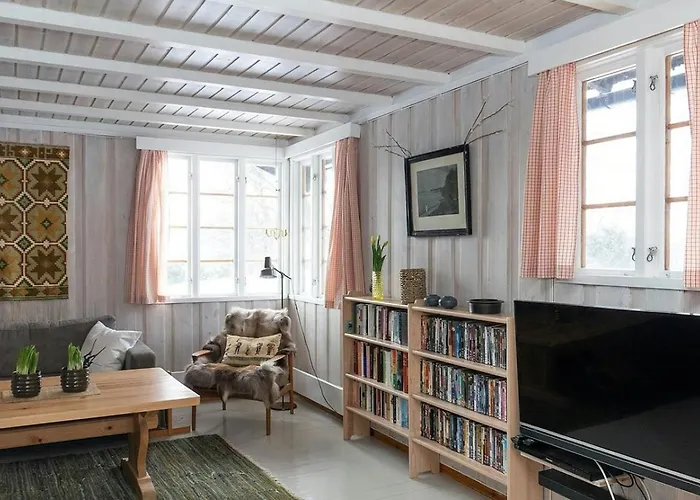 Semesterbostad Mountain Base For Active Explorers *