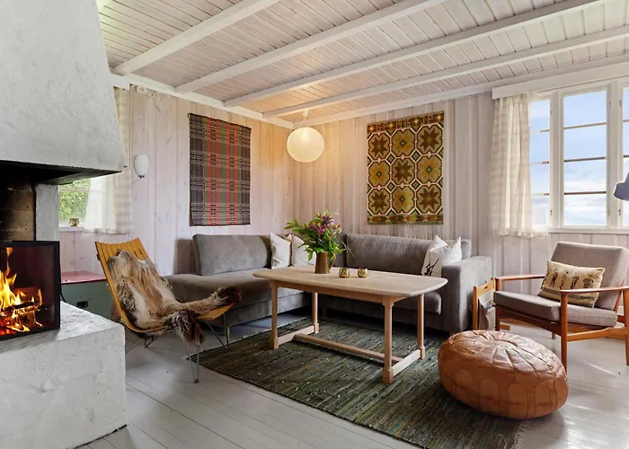 Mountain Base For Active Explorers *