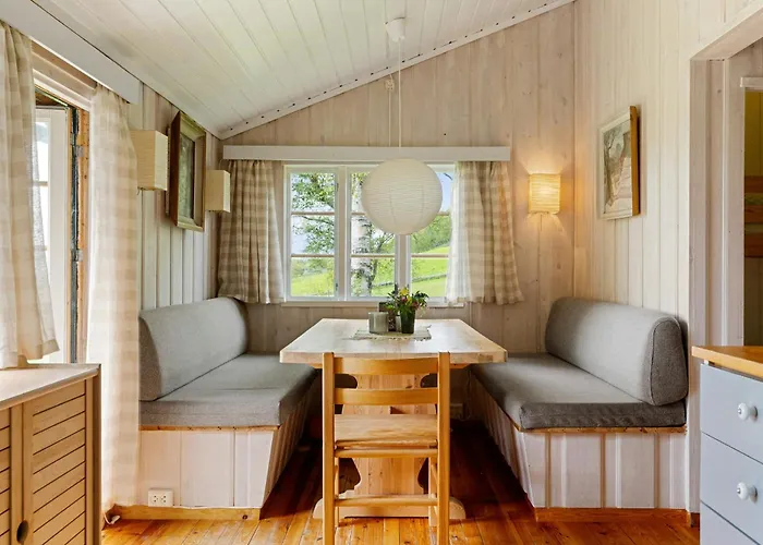 Mountain Base For Active Explorers Ferienhaus