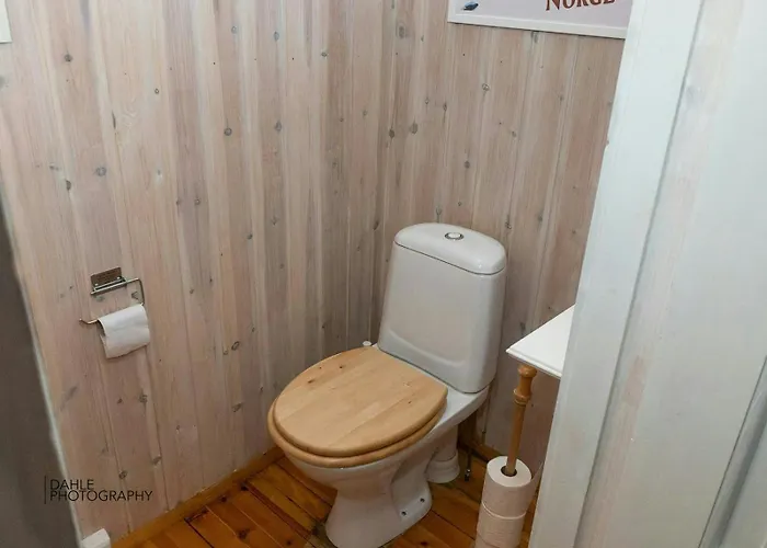 Mountain Base For Active Explorers Semesterbostad